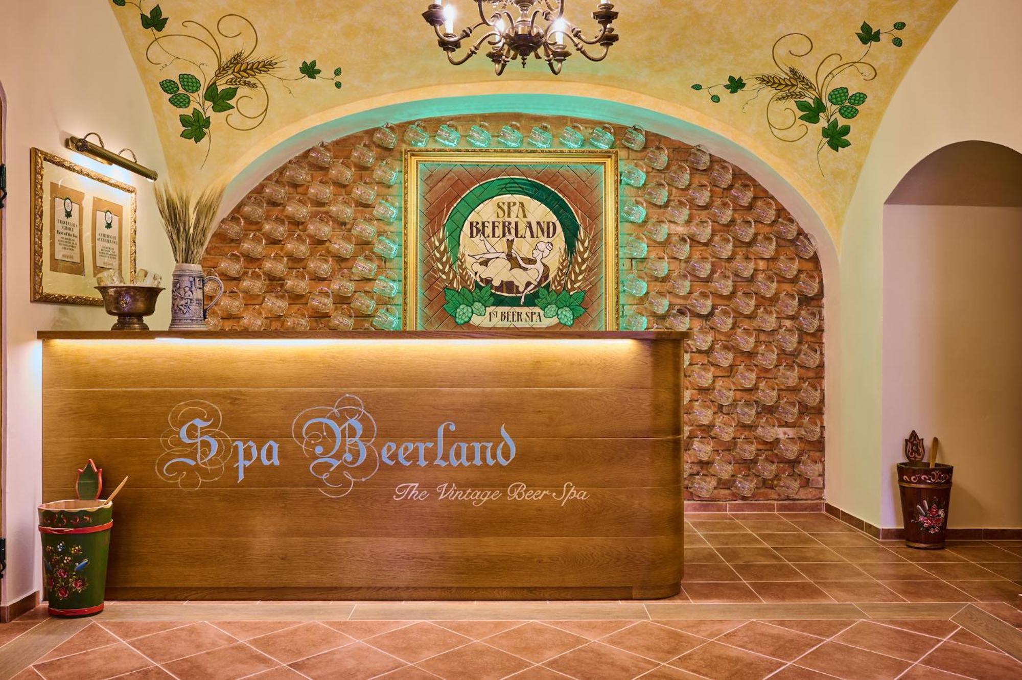 Spa Beerland - At The Golden Lamb Plzeň Eksteriør bilde